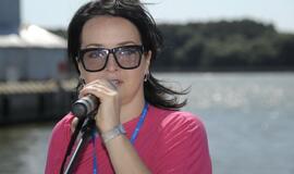 Šiauriniame rage atidengta mergaitės skulptūra