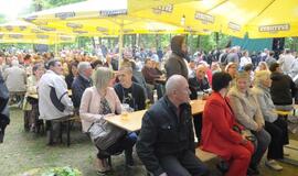 Švėkšnoje šėlo vestuvių muzikantai