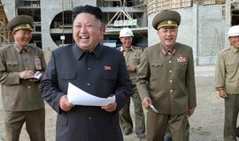 Šiaurės Korėja pagrasino karu JAV dėl filmo apie Kim Čen Uną