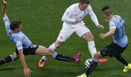 Urugvajaus futbolininkai palaužė Anglijos rinktinę 2:1