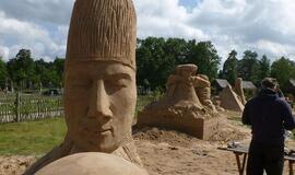 Žemaitijos parke vėl sukurtos smėlio skulptūros