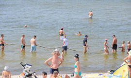 Jūros šventės linksmybės tęsiasi ir paplūdimyje