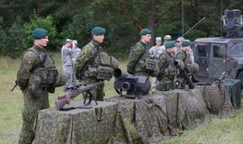 Pratybos kariniame poligone