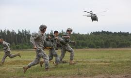 Pratybos kariniame poligone