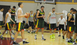 Jonas Valančiūnas į rinktinės gretas įsilies Klaipėdoje