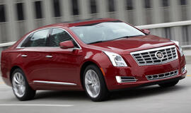 "General Motors" atšaukia per 220 tūkst. automobilių dėl stabdžių defektų