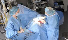 Ligonių kasos primena: operacijų priemonės ligoniams turi būti nemokamos