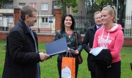 Greičiausieji Klaipėdoje - autobusas ir dviratis