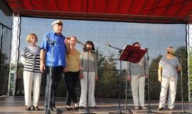 Šventojiškių sueiga aikštėje prie Šventosios kultūros centro