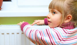 Šildymas standartiniame bute galėtų brangti 40–80 litų?