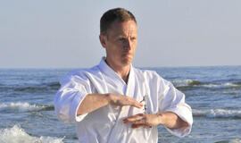 Karatė sugrąžins pasitikėjimą savo jėgomis