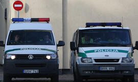Pareigūnai ir policijos vadovybė: milijono vagystė svarbesnė už dingusius kibirus