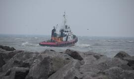 Į Klaipėdą atplaukė laivas-saugykla "Independence"