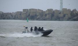 Į Klaipėdą atplaukė laivas-saugykla "Independence"