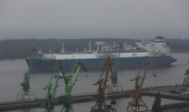 Į Klaipėdą atplaukė laivas-saugykla "Independence"