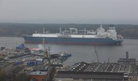 Į Klaipėdą atplaukė laivas-saugykla "Independence"