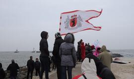 Į Klaipėdą atplaukė laivas-saugykla "Independence"