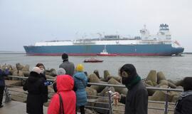 Į Klaipėdą atplaukė laivas-saugykla "Independence"