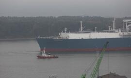 Į Klaipėdą atplaukė laivas-saugykla "Independence"