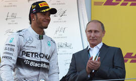 Pirmą kartą Sočyje surengtas "Formulės-1" lenktynes laimėjo britas Luisas Hamiltonas
