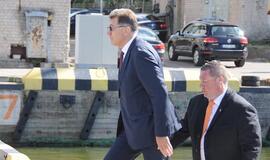 Premjeras: melaginga informacija - iš pavydo