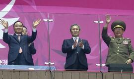 Šiaurės ir Pietų Korėjos vėl kalbasi