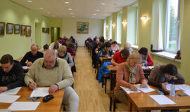 Žemaičiai sprendė kryžiažodžius