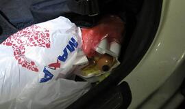 Girtas vairuotojas sudaužė automobilį ir kiaušinius