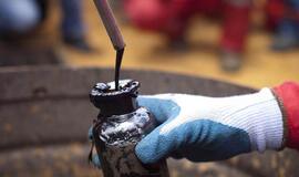 Naftos kaina - žemiausia per ketverius metus