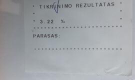 Girtas kaip maišas latvis vairavo vilkiką