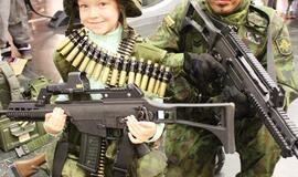 Karinės technikos pristatymas "Akropolyje"