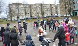 Eglučių miesto kiemuose puošimas