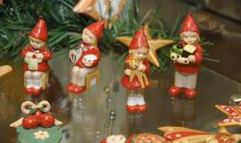 Edukacinis užsiėmimas – su kalėdinių žaisliukų kolekcininke