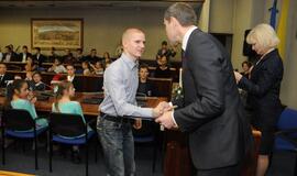 Gabiausių mokinių apdovanojimai