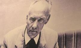 Deja, riedame tik žemyn