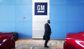 "General Motors" iš JAV rinkos atšaukia daugiau kaip 80 tūkst. automobilių