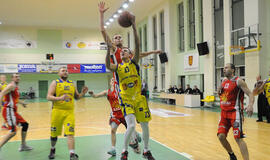 "Nafta-Uni-Akvaservis" prasibrovė į lyderių pogrupį