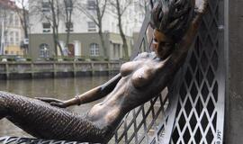 Danės krantinę papuošė daili undinėlė