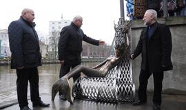 Danės krantinę papuošė daili undinėlė