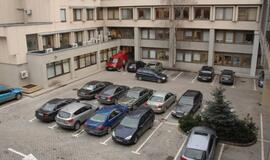 Seimo kanceliarija ketina parodyti naujai įsigytus automobilius