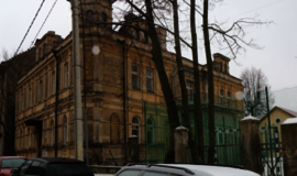 Vaiko raidos centro detektyvas: pasipelnyti ciniškai skriaudžiant vaikus galima labai padoriai