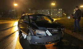 Girta moteris sukėlė avariją