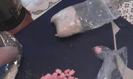 Į areštinę uždaryti kvaišalų prekeiviai (video)