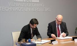 Lietuvos "Porsche" klubas investuoja į būsimus transporto inžinierius