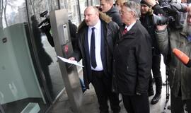 Prie Norvegijos ambasados lietuviai reikalavo grąžinti vaiką