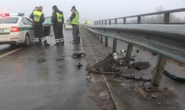 Ant Minijos tilto čekas sukėlė avariją