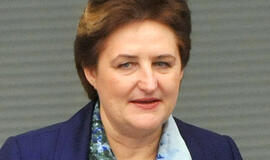 Seimo pirmininkė daug vilčių į Ukrainos taikos derybas nededa