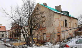 Senamiestyje retėja pastatų "vaiduoklių" gretos