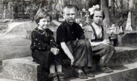 Klaipėdos akvarelės: namai ir žmonės (379)