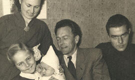 Klaipėdos akvarelės: namai ir žmonės (382)